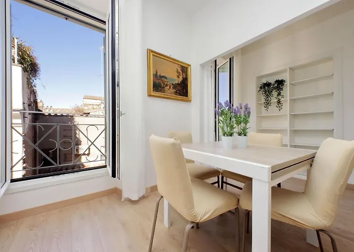 Vicolo Cellini By Halldis Apartamento